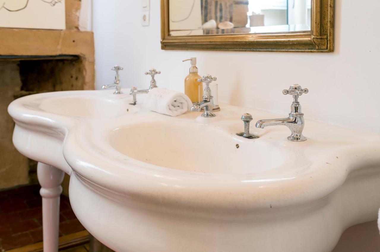 Suite Mana Ohana - Luxe Et Authenticite A 2 Pas De La Place Ducale Avec Parking Prive Charleville-Mezieres Ngoại thất bức ảnh