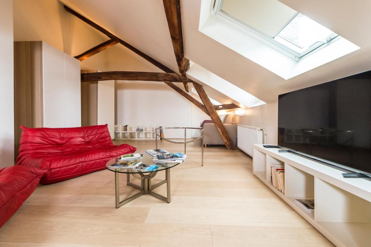 Suite Mana Ohana - Luxe Et Authenticite A 2 Pas De La Place Ducale Avec Parking Prive Charleville-Mezieres Ngoại thất bức ảnh