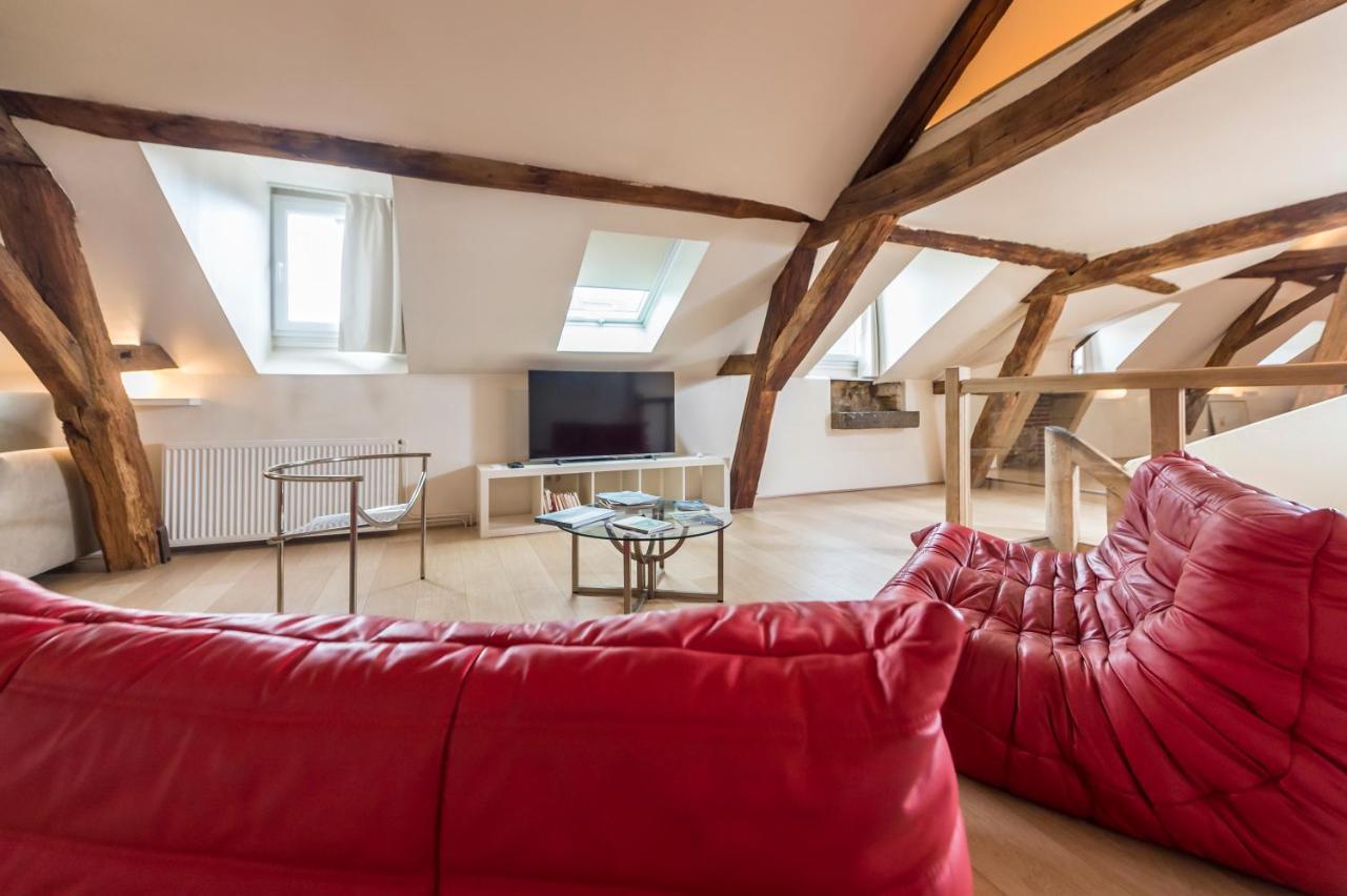 Suite Mana Ohana - Luxe Et Authenticite A 2 Pas De La Place Ducale Avec Parking Prive Charleville-Mezieres Ngoại thất bức ảnh