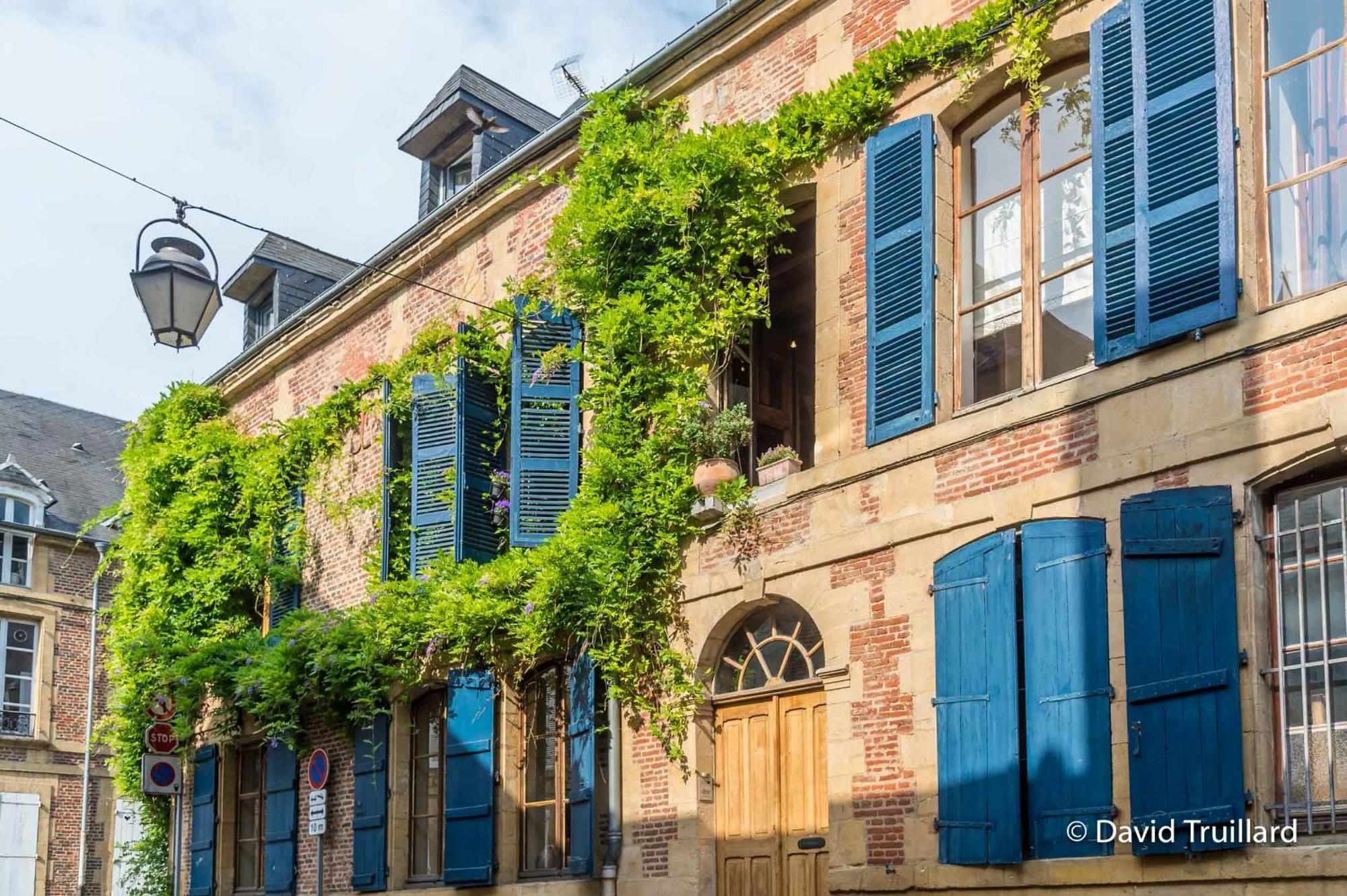 Suite Mana Ohana - Luxe Et Authenticite A 2 Pas De La Place Ducale Avec Parking Prive Charleville-Mezieres Ngoại thất bức ảnh